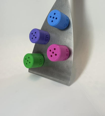 The BOLDS Tiny Hides pack, designed for K9 nosework training, includes Magenta, Cyan, Green, and Purple magnetic scent detection vessels. Made from durable, eco-friendly PLA, these hides are perfect for improving your dog’s scent detection skills.