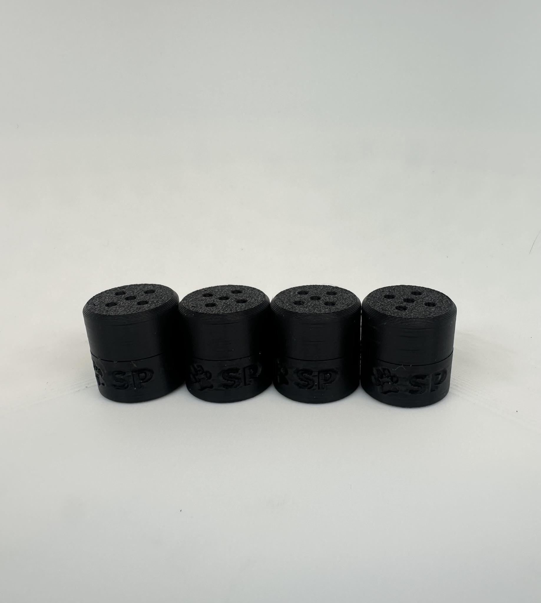 Tiny Magnetic Hides for K9 Nosework – Neutral Colours - Small Scent Detection Vessels, 4-Pack Training Tools for Scent Work