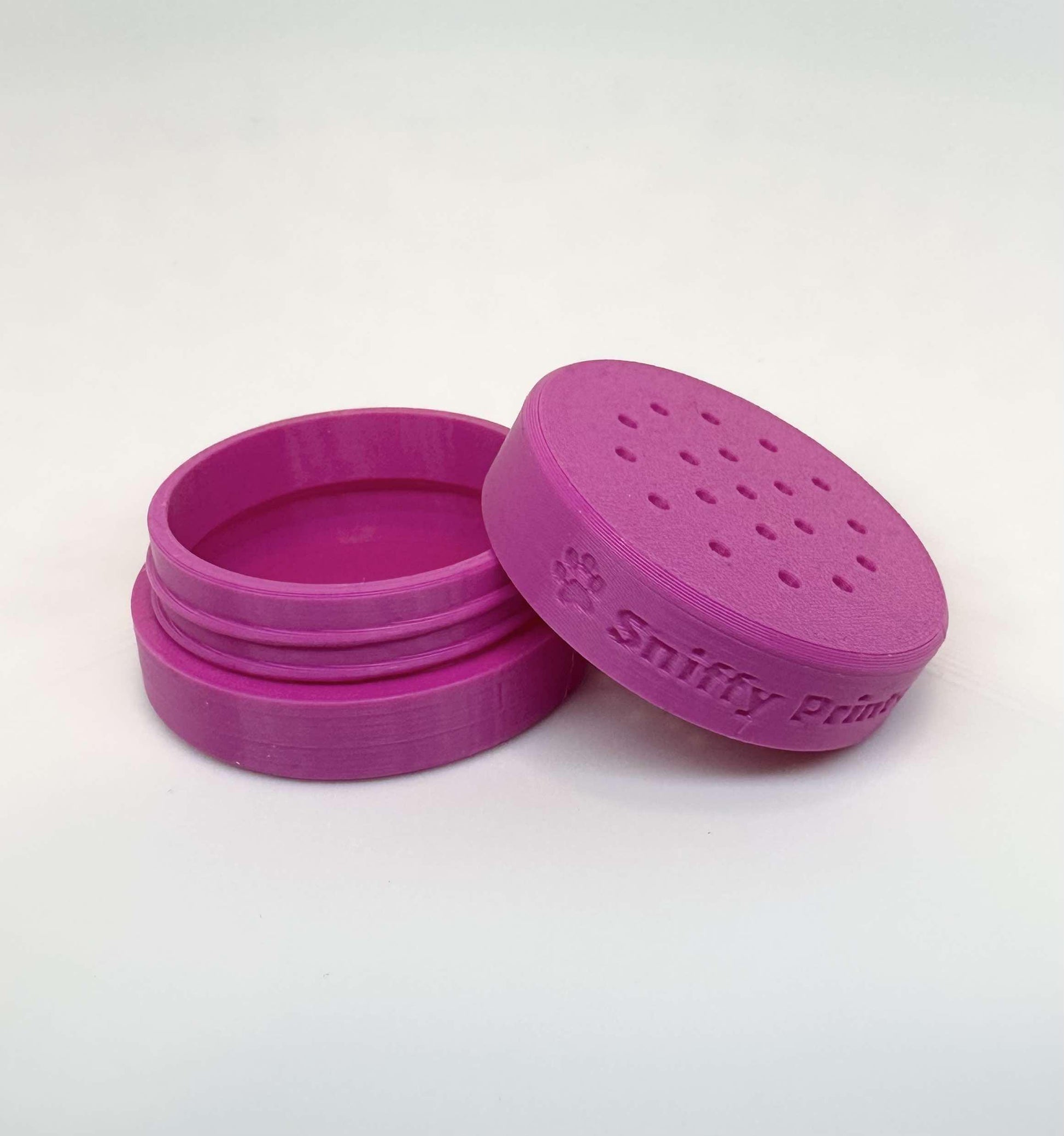 The Magenta Odour Pod, designed for k9 nosework training. This scent detection vessel is made from durable, eco-friendly PLA.