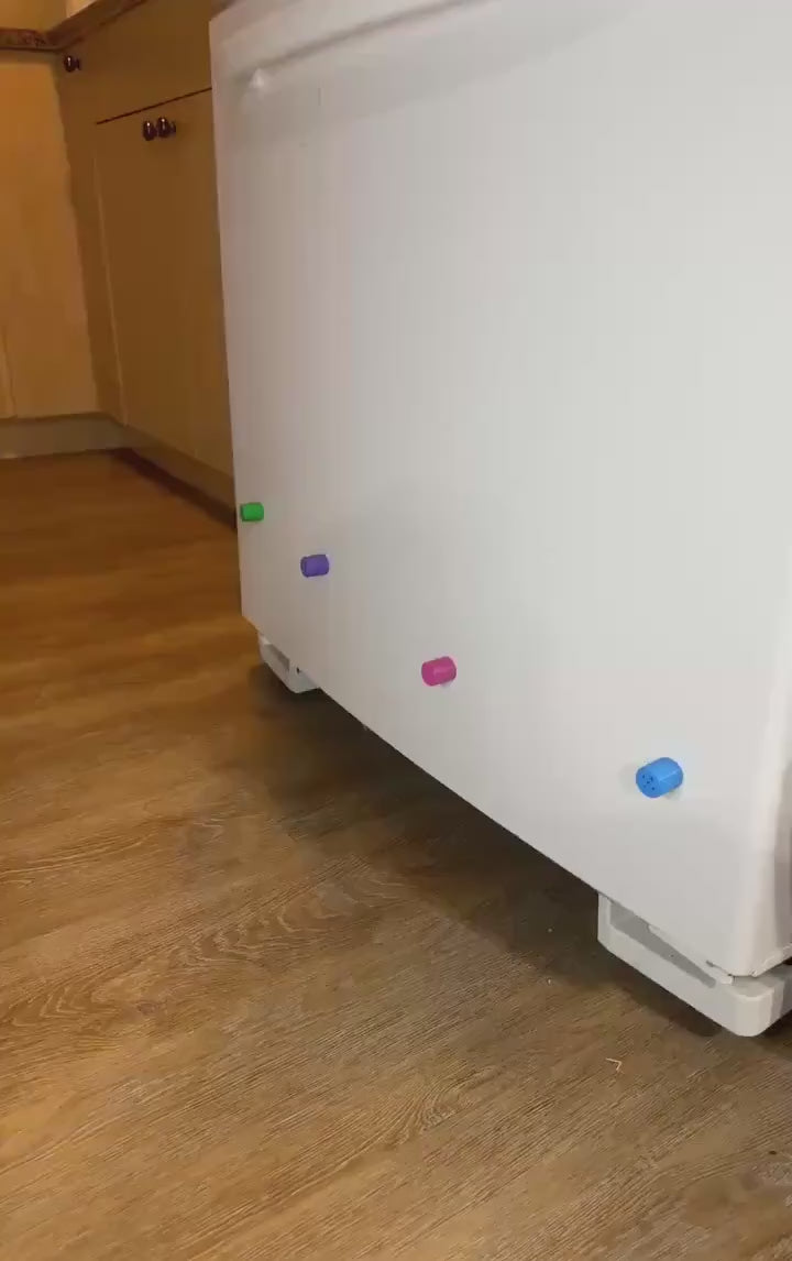 Tiny Magnetic Hides for K9 Nosework – Small Scent Detection Vessels, 4-Pack Training Tools for Scent Work